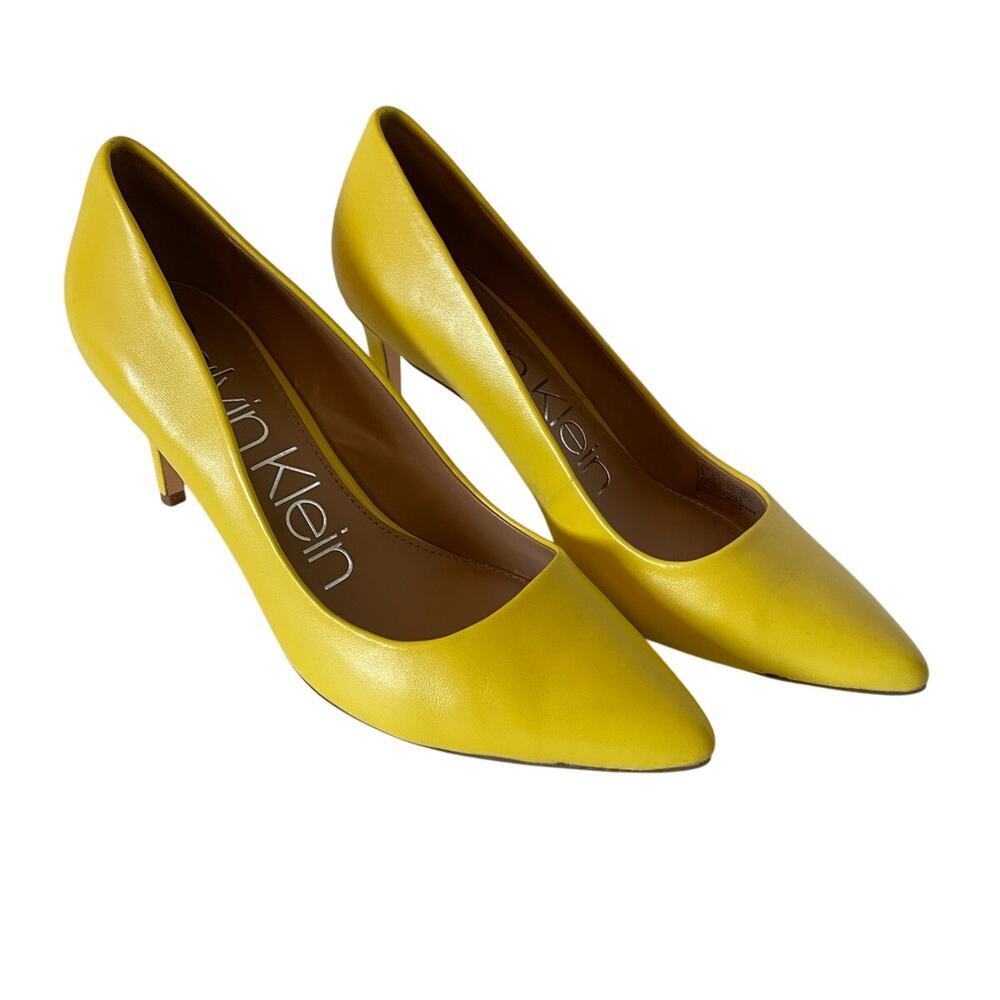 Calvin Klein Yellow Leather Pumps Heels • Colorful Summer • Size 8.5
